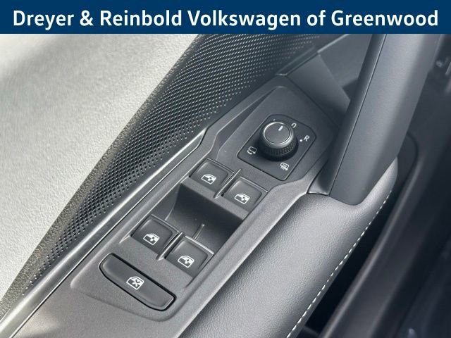 New 2026 Volkswagen Tiguan SEL R-Line image 25