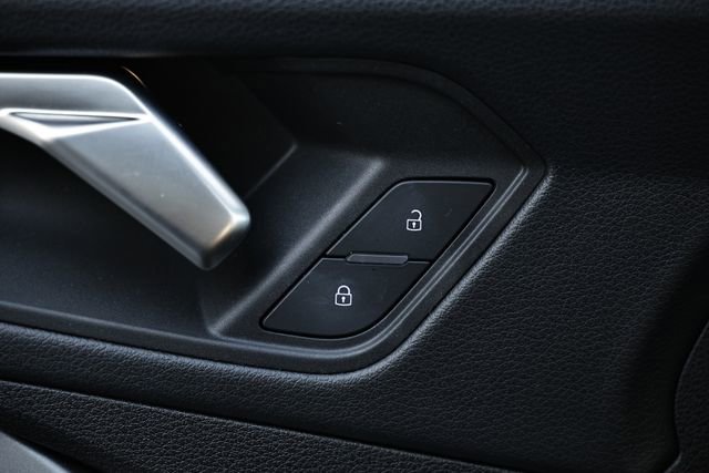 Used 2025 Audi Q3 2.0T Premium Plus image 15