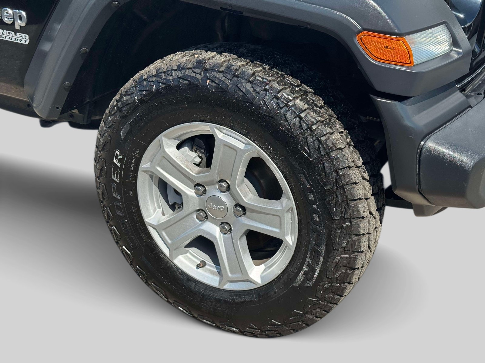 Used 2018 Jeep Wrangler Sport AWD/4WD image 8