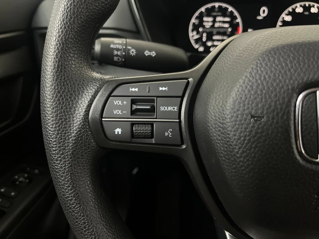 Used 2025 Honda CR-V EX image 59