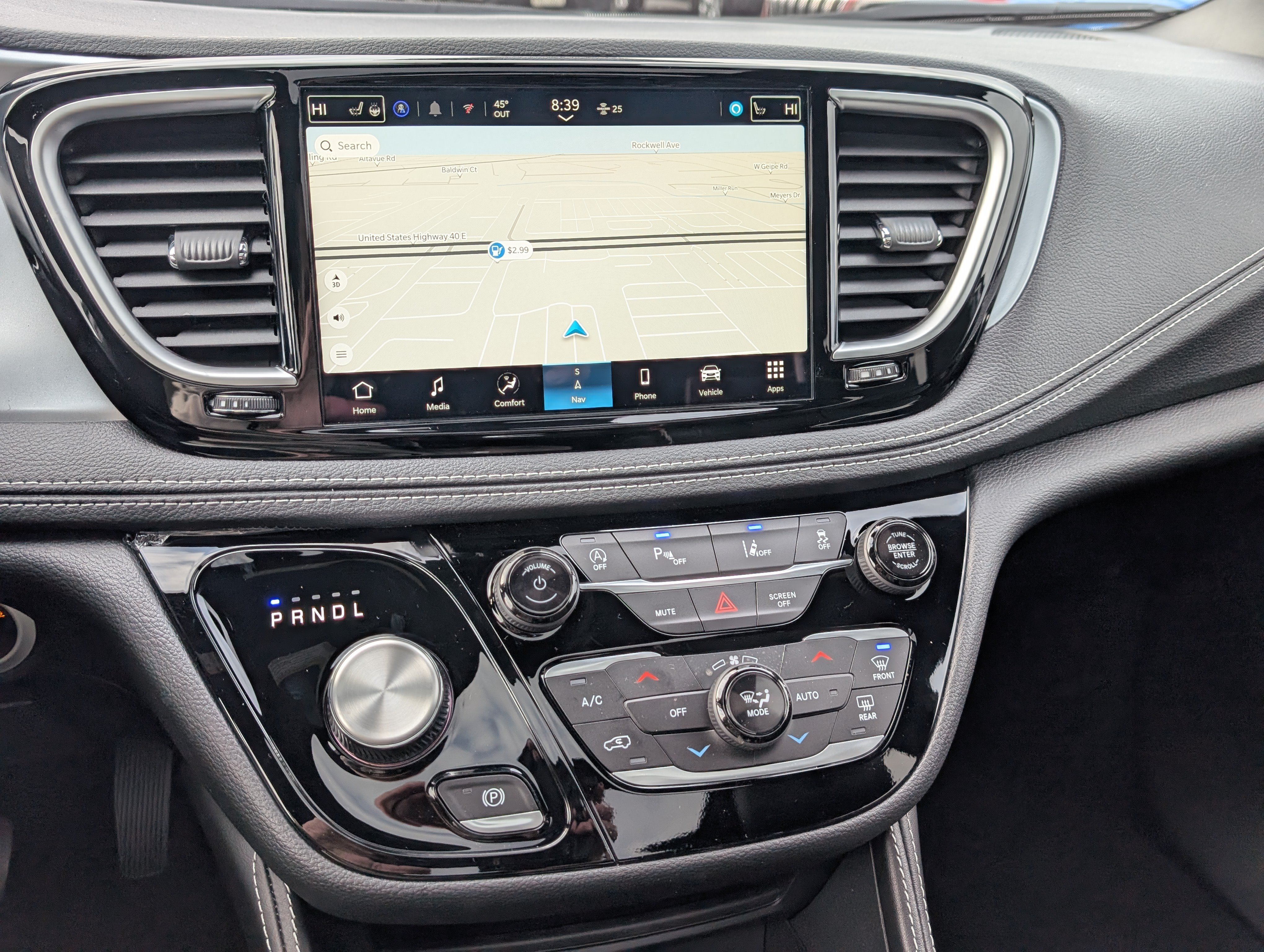 New 2026 Chrysler Pacifica Limited AWD/4WD image 31
