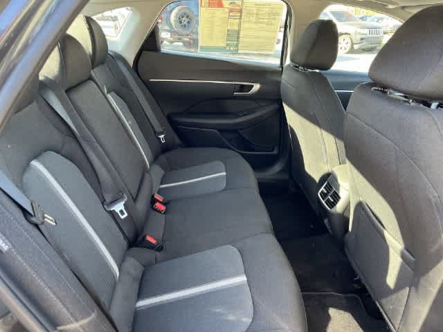 Used 2021 Hyundai Sonata SEL w/ Convenience Package FWD image 17