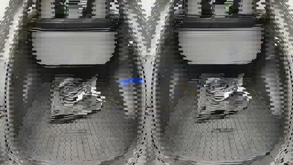 Used 2023 Subaru Solterra AWD image 20