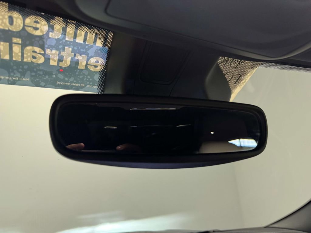 Used 2023 Jeep Grand Cherokee Limited image 27