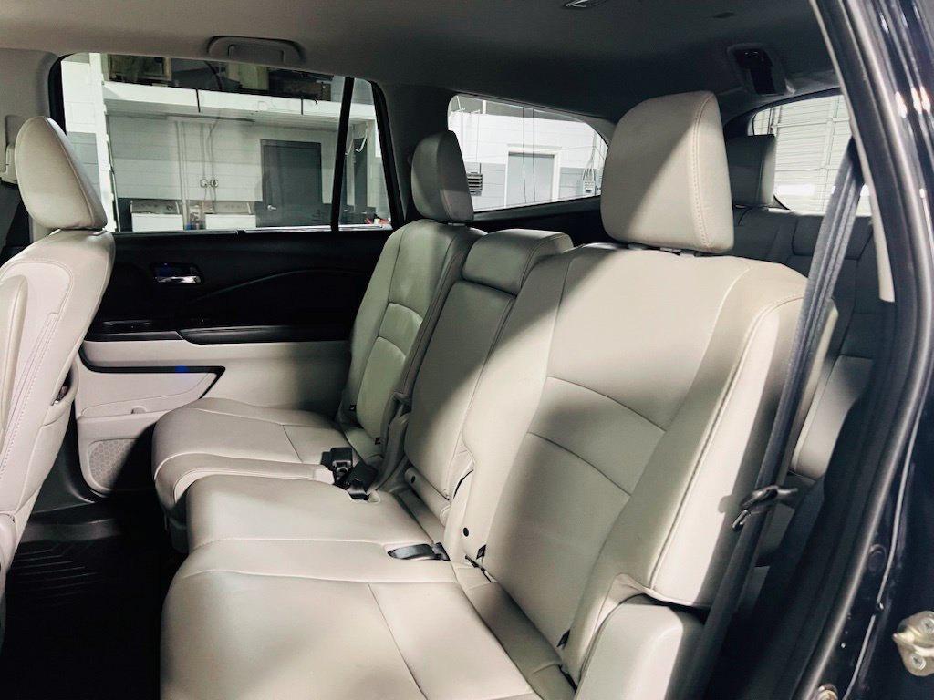 Used 2017 Honda Pilot Touring image 28