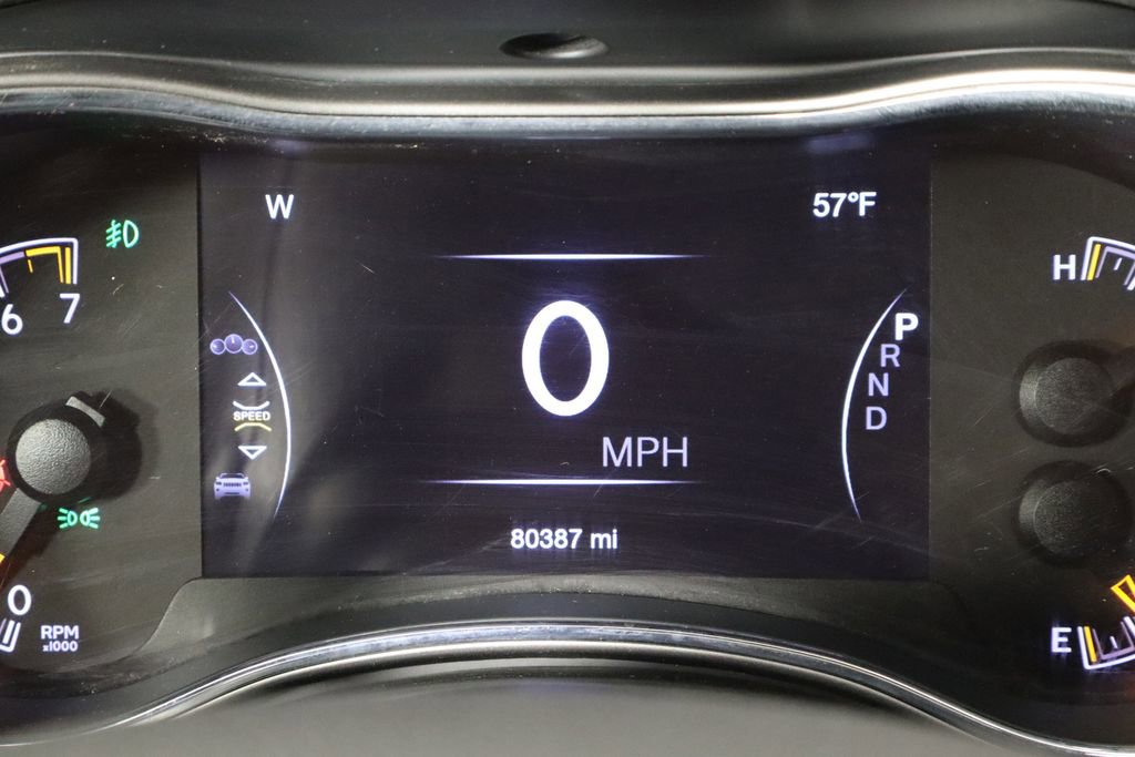 Used 2018 Jeep Grand Cherokee Trailhawk w/ Trailhawk Luxury Group image 41