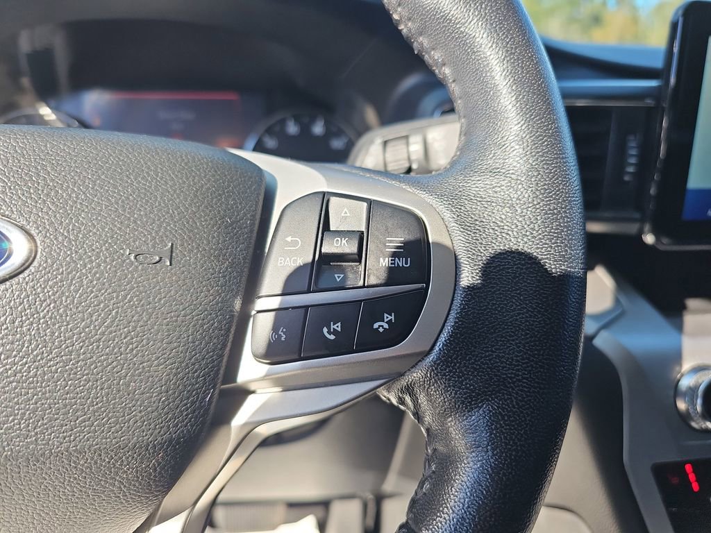 Used 2022 Ford Explorer XLT w/ Equipment Group 202A image 23