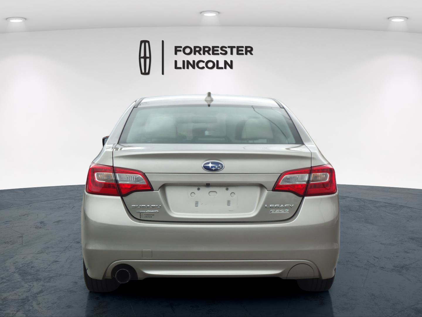 Used 2016 Subaru Legacy 2.5i Limited AWD/4WD image 4