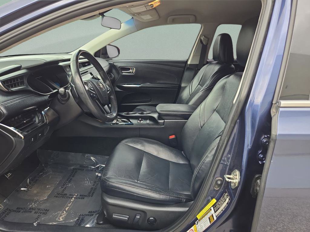 Used 2017 Toyota Avalon XLE image 28