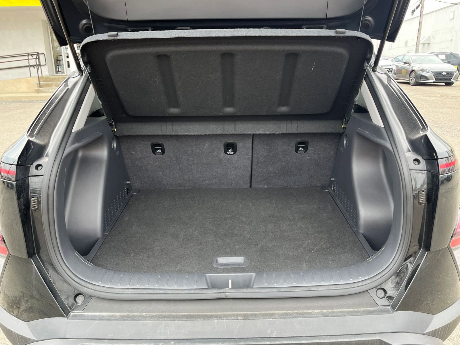 Used 2025 Hyundai Kona SEL AWD/4WD image 31