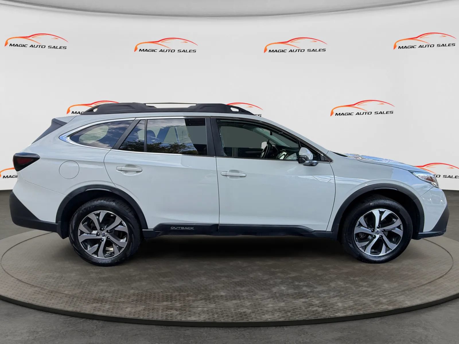 Used 2020 Subaru Outback Limited XT AWD/4WD image 6