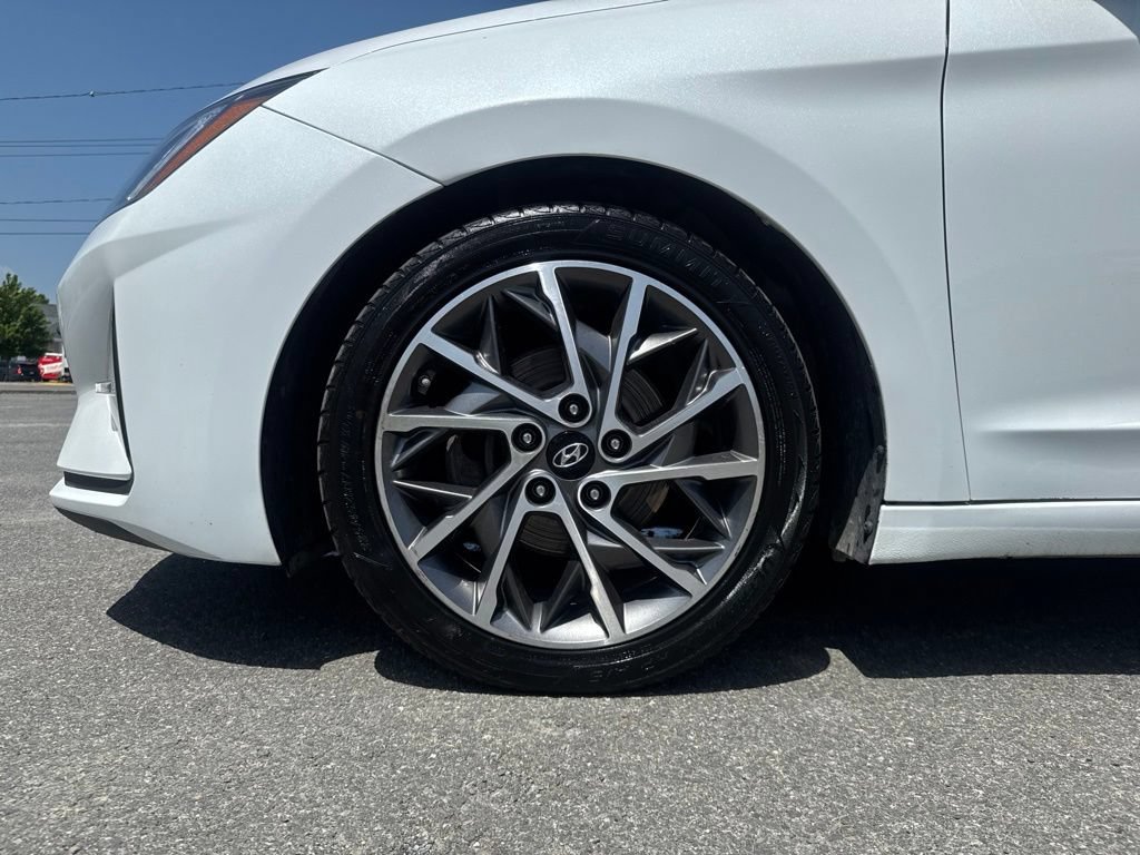 Used 2020 Hyundai Elantra Limited w/ Ultimate Package 03 FWD image 10