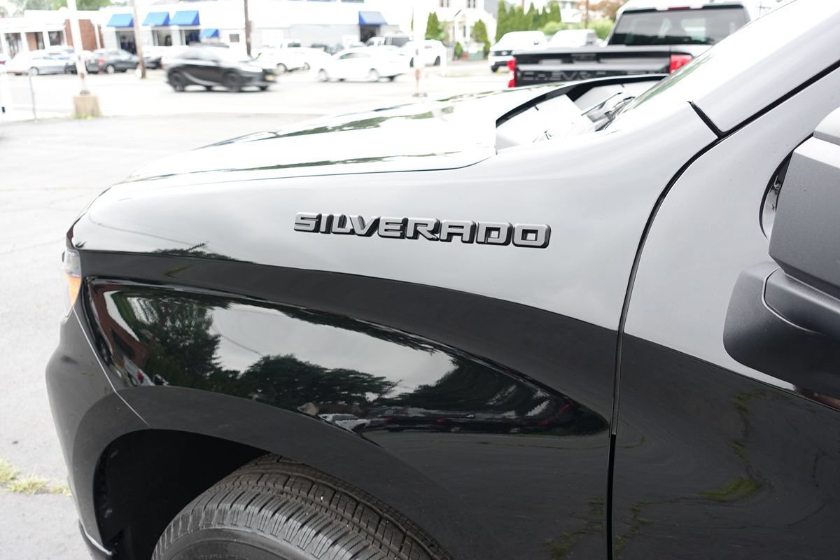 Used 2024 Chevrolet Silverado 1500 Custom AWD/4WD image 14