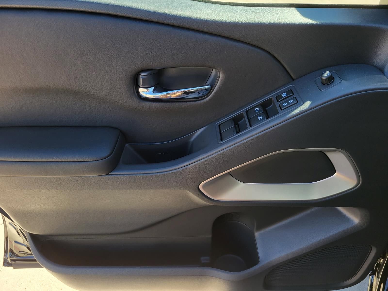 New 2026 Nissan Frontier SV image 17