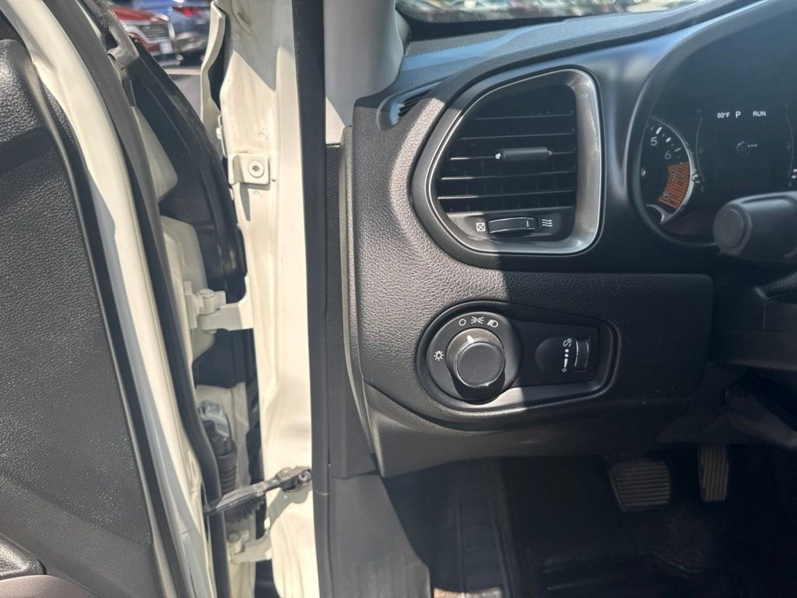 Used 2022 Jeep Renegade Sport w/ Sport Appearance Group FWD image 10