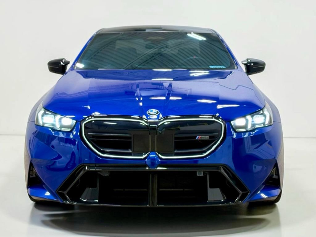 Used 2025 BMW M5 w/ Executive Package AWD/4WD image 9