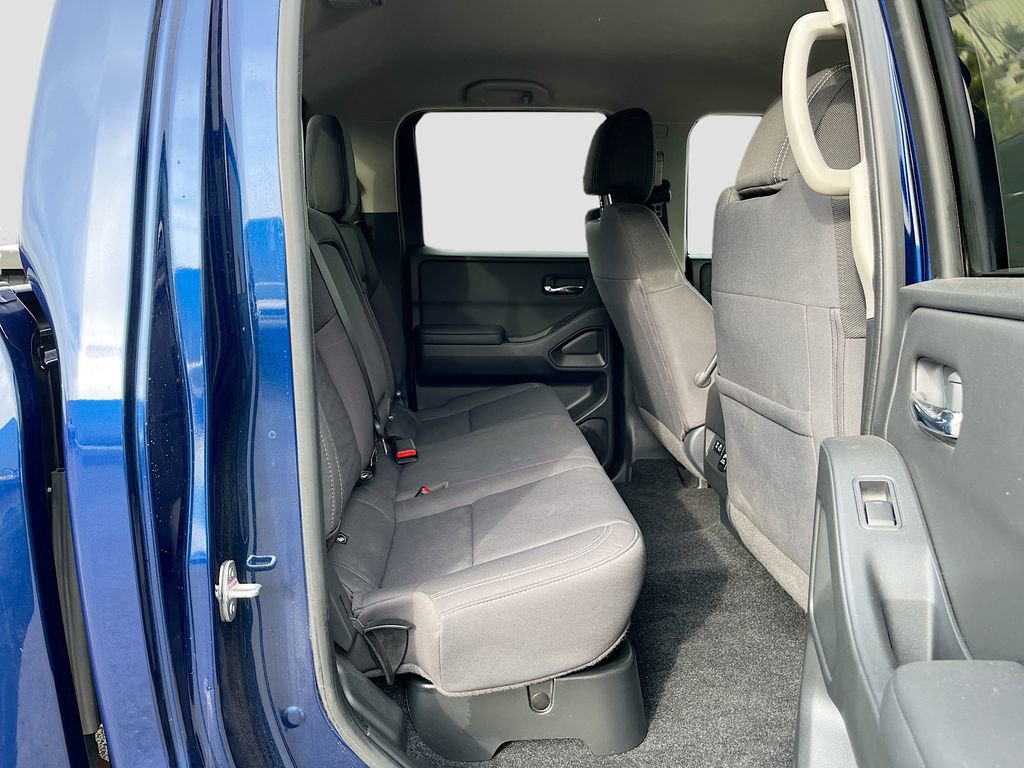 Used 2023 Nissan Frontier SV w/ SV Convenience Package image 27