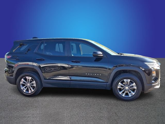 Used 2025 Chevrolet Equinox LT FWD image 4