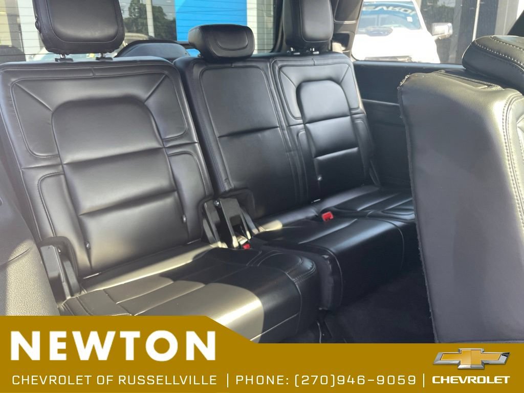 Used 2020 Lincoln Navigator Reserve w/ Equipment Group 208A Reserve AWD/4WD image 13