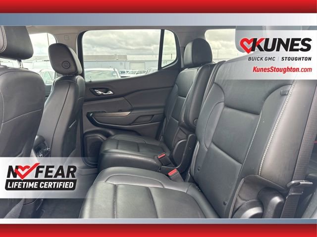 Used 2023 GMC Acadia SLT image 16