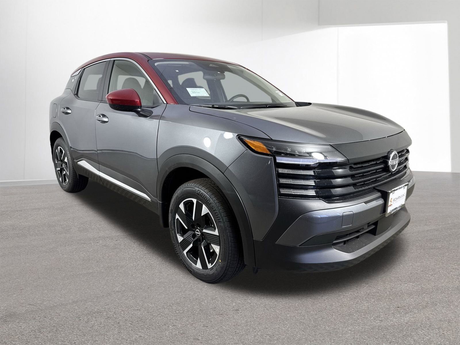 New 2025 Nissan Kicks SV image 3