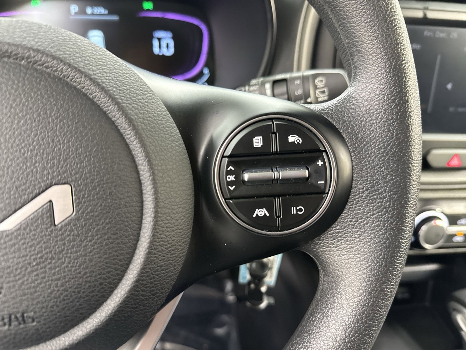 Used 2024 Kia Soul LX w/ Option Group 015 image 35