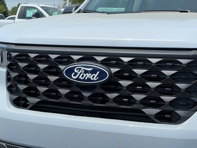 New 2025 Ford Maverick XL w/ Equipment Group 101A AWD/4WD image 38