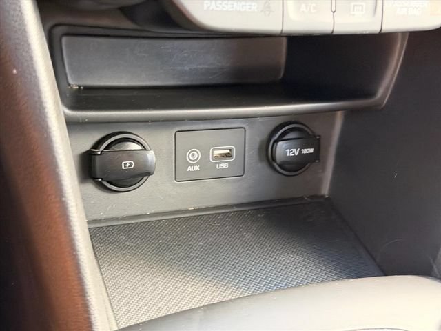 Used 2021 Hyundai Kona SE AWD/4WD image 21