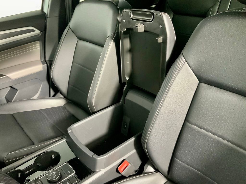 Used 2023 Volkswagen Atlas Cross Sport SEL R-Line image 30