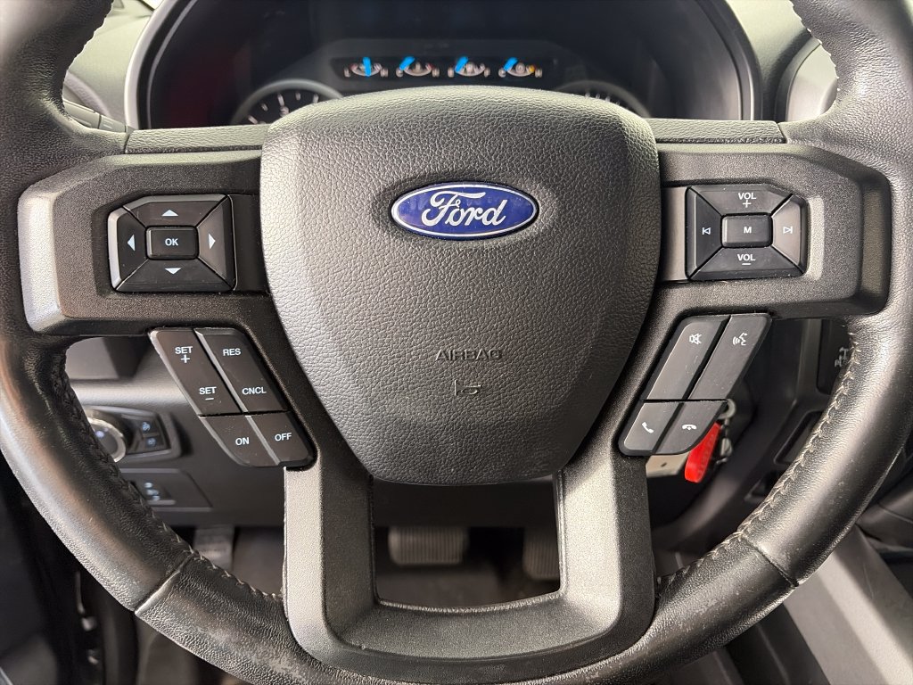Used 2017 Ford F150 XLT w/ Equipment Group 302A Luxury AWD/4WD image 15