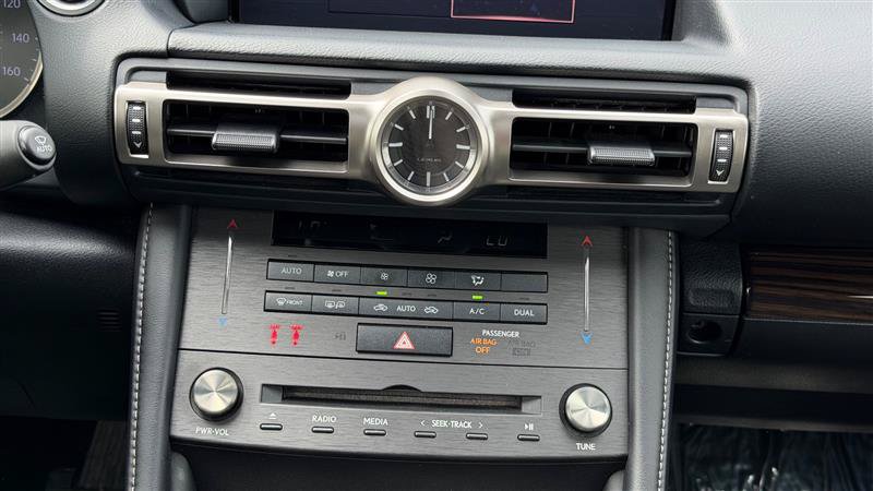 Used 2019 Lexus RC 300 AWD w/ Premium Package image 29