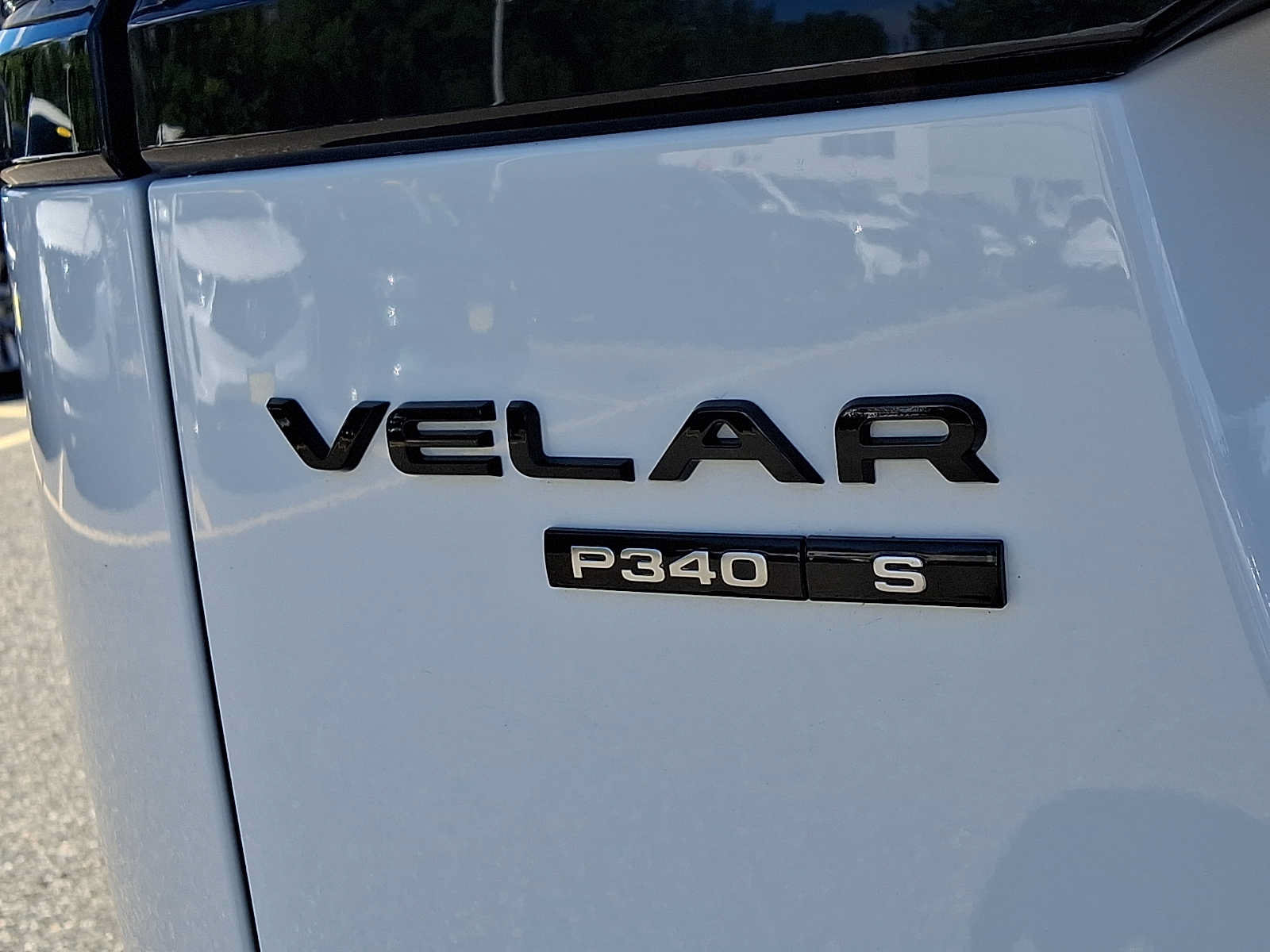 Used 2021 Land Rover Range Rover Velar R-Dynamic S AWD/4WD image 38
