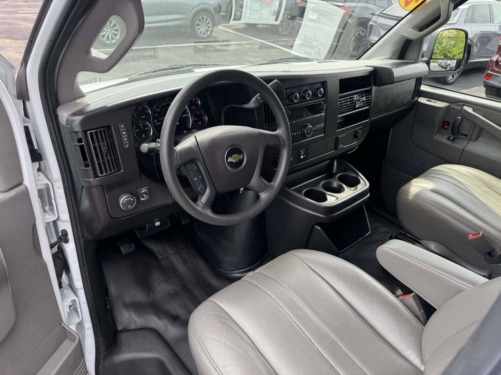 Used 2024 Chevrolet Express 2500 w/ Driver Convenience Package RWD image 2