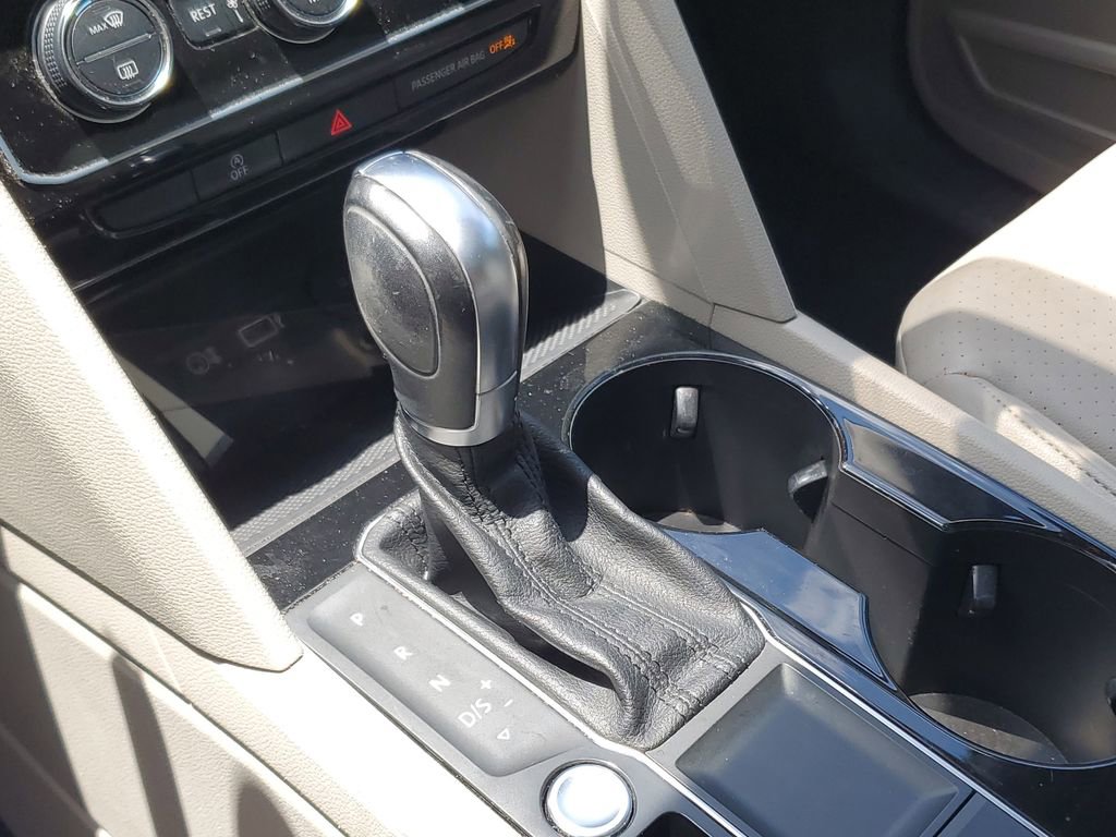 Used 2018 Volkswagen Atlas SEL FWD image 30