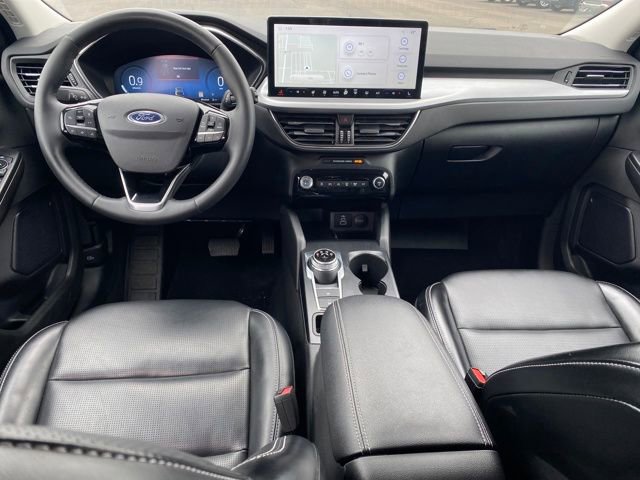 Used 2024 Ford Escape Platinum AWD/4WD image 5
