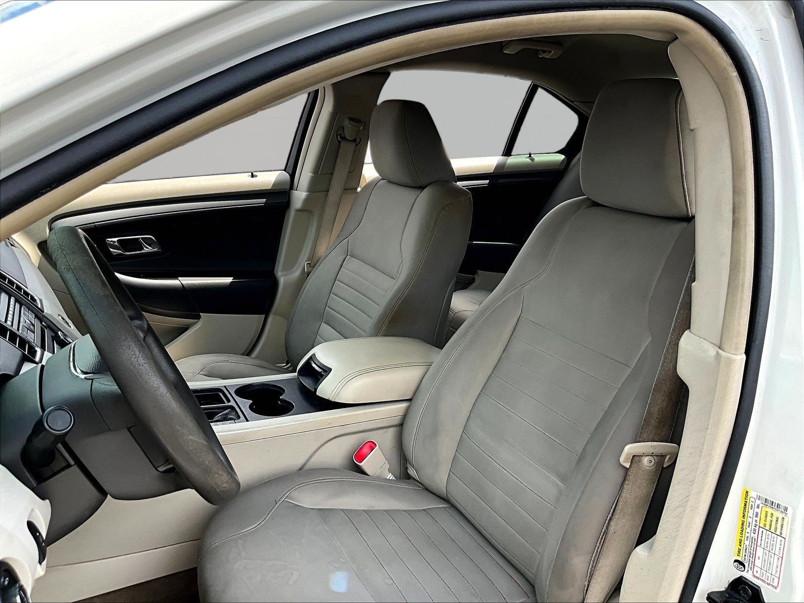 Used 2012 Ford Taurus SE FWD image 21