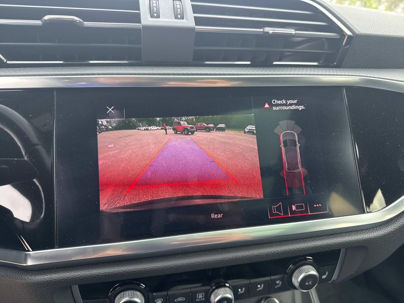 Used 2021 Audi Q3 2.0T Premium w/ Convenience Package image 21