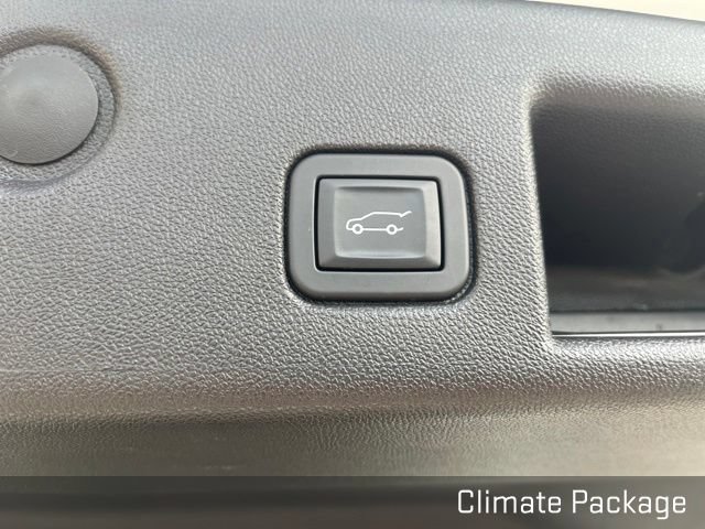 Used 2024 Chevrolet Equinox LT FWD image 13