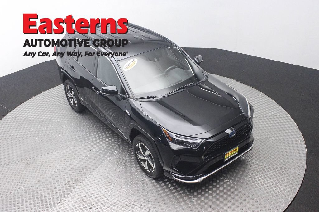 Used 2022 Toyota RAV4 SE AWD/4WD image 3