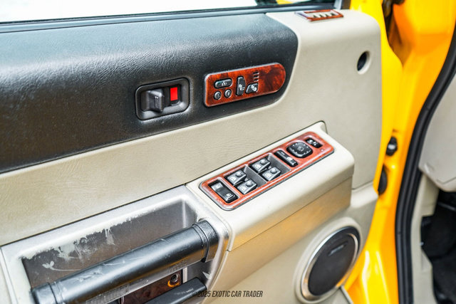 Used 2003 HUMMER H2 w/ Preferred Equipment Group image 56