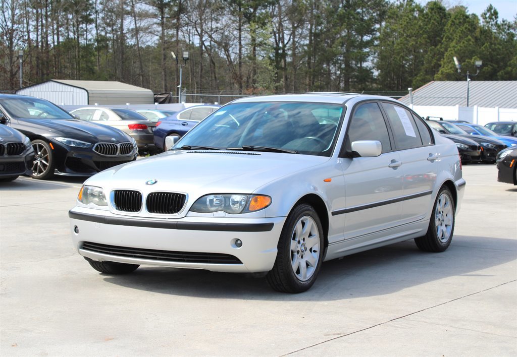 Used 2005 BMW 325i Sedan image 3