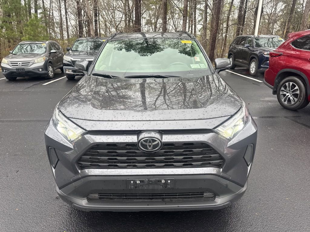 Used 2025 Toyota RAV4 XLE image 12