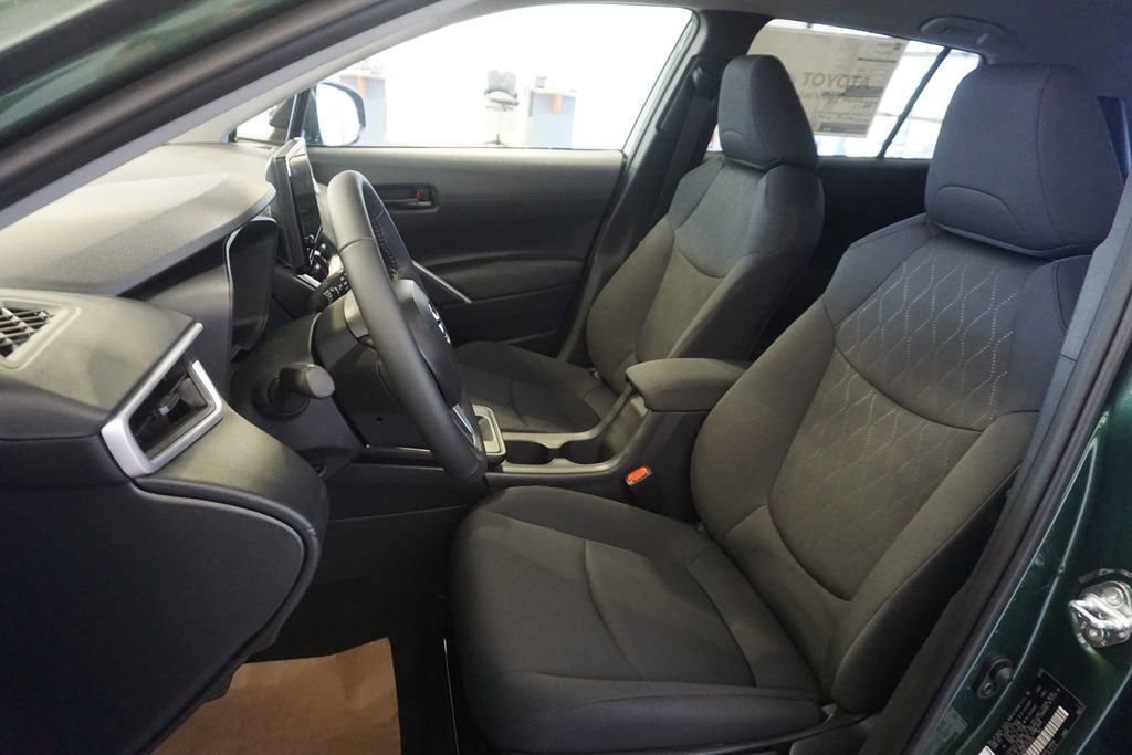 New 2026 Toyota Corolla Cross LE image 18