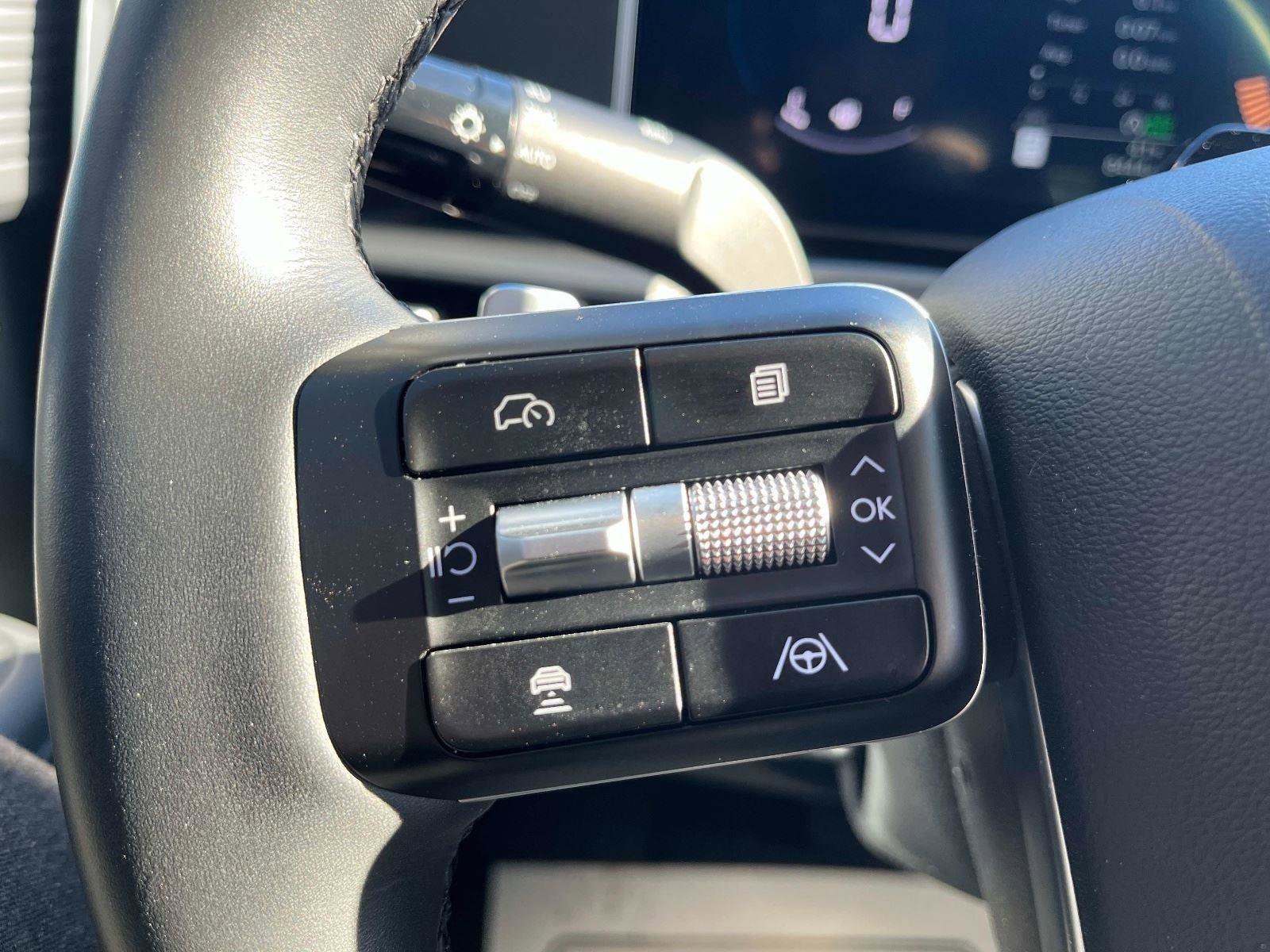 Used 2025 Hyundai Santa Fe XRT image 29