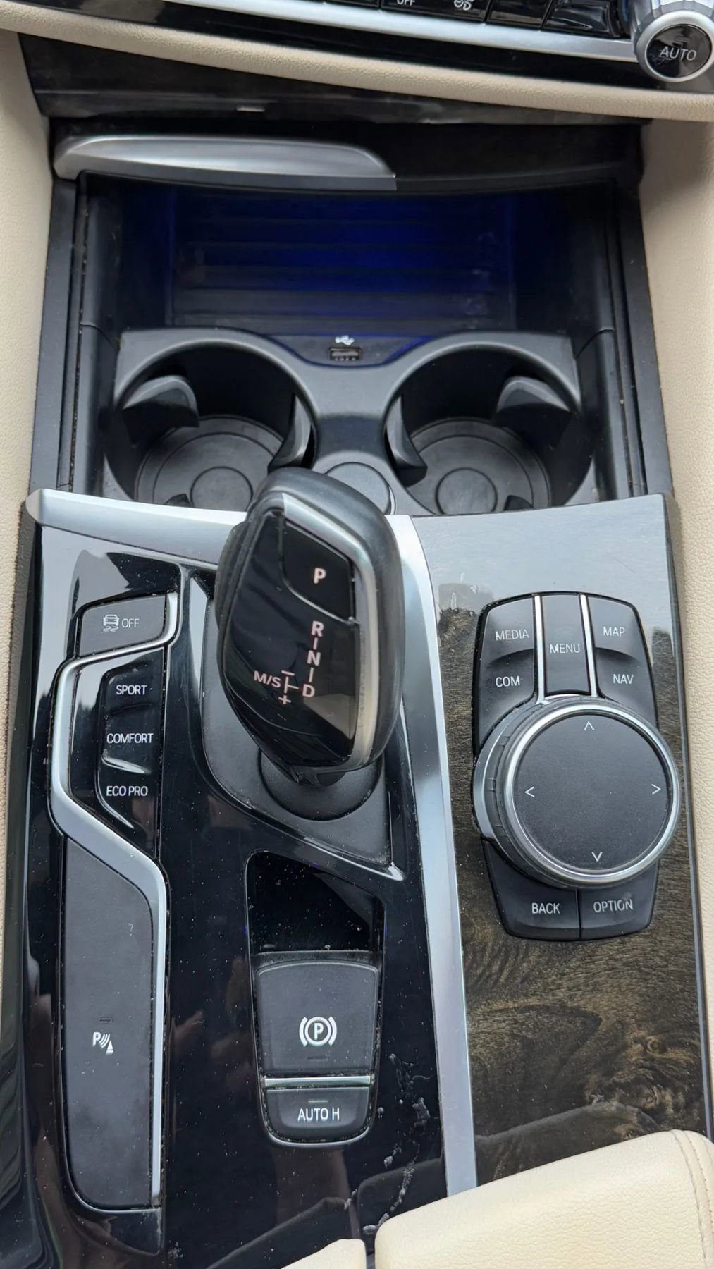 Used 2017 BMW 530i image 29