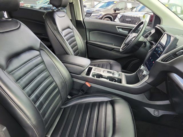 Used 2024 Ford Edge SEL image 6