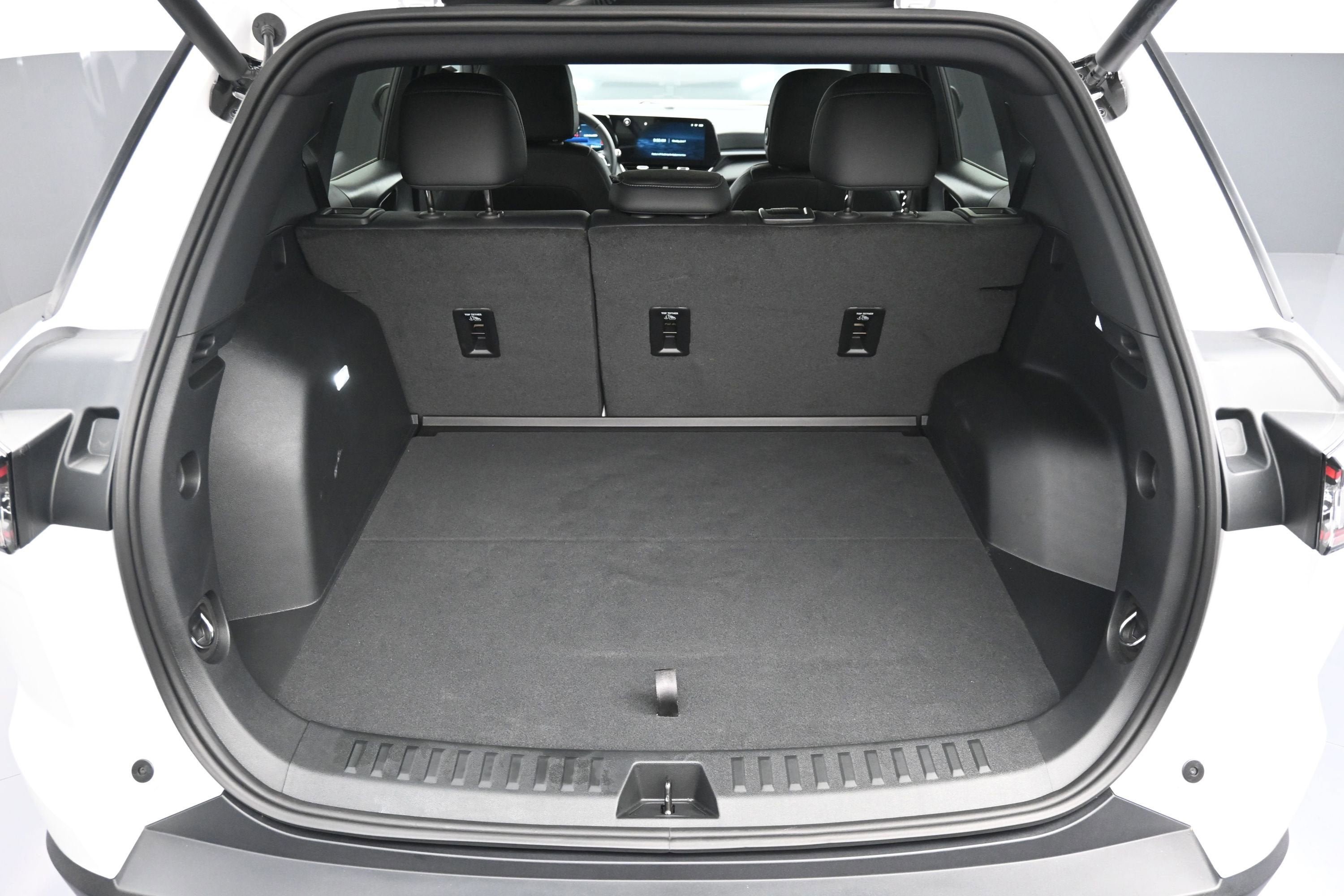 Used 2026 Chevrolet Equinox LT w/ Convenience Package II FWD image 30