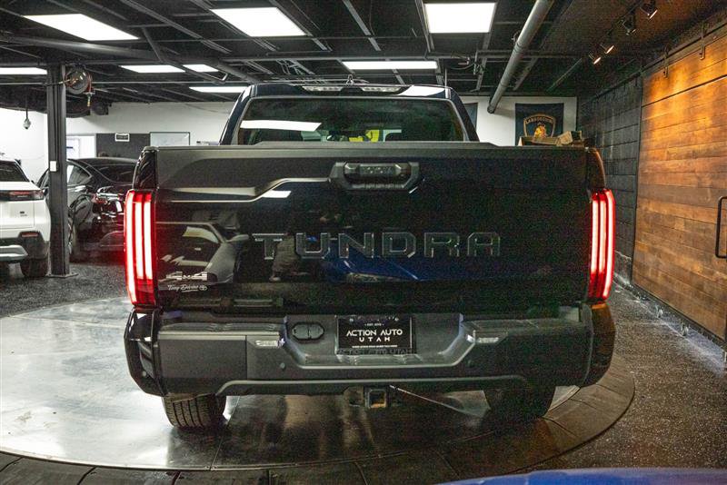 Used 2022 Toyota Tundra SR5 w/ SR5 Convenience Package image 6