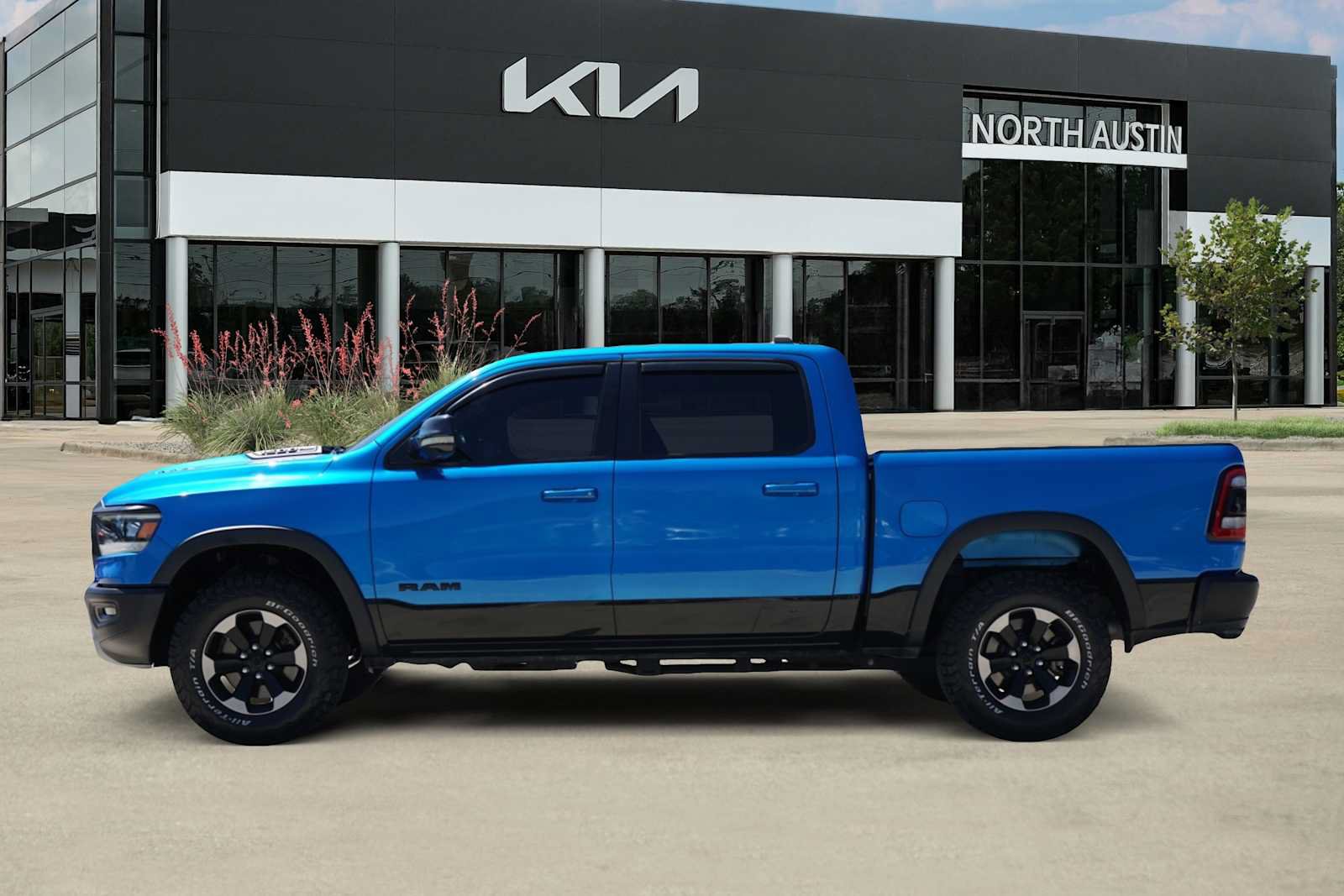 Used 2020 RAM 1500 Rebel w/ Rebel Level 1 Equipment Group AWD/4WD image 3
