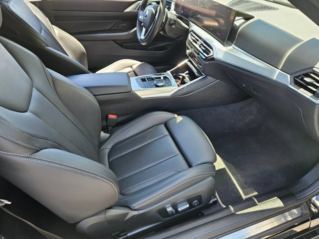 Used 2024 BMW 430i Coupe w/ Convenience Package RWD image 17
